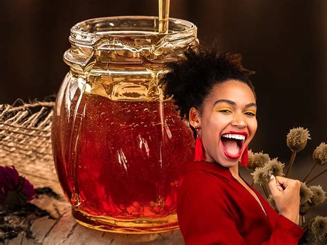 8 Health Benefits Of Honey For Women